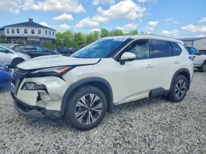 Nissan Rogue 2.5L 4 2021