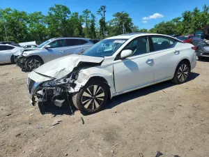 Nissan Altima 2.5L 4 2019