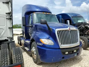 International LT Series 12.4L 6 2020