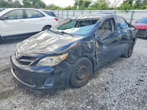 Toyota Corolla 1.8L 4 2013