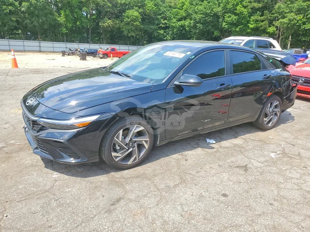 Hyundai Elantra 2.0L 4 2025