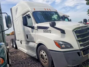 Freightliner Cascadia 14.8L 6 2018