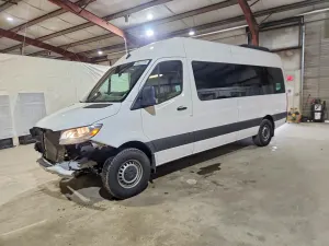 Mercedes-Benz Sprinter 2.0L 4 2025