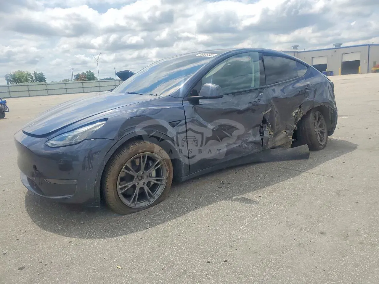 Tesla Model Y 2025