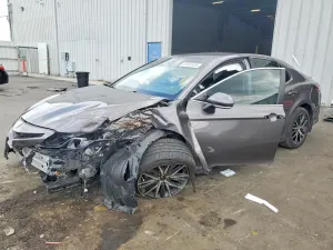 Toyota Camry 2.5L 4 2024