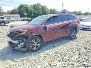 Toyota Highlander 3.5L 6 2017
