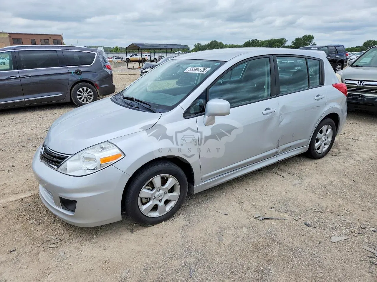 Nissan Versa 1.8L 4 2010