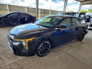 Kia K4 2.0L 4 2025