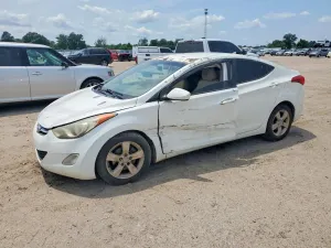 Hyundai Elantra 1.8L 4 2012
