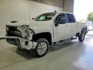 Chevrolet Silverado 1500 6.6L 8 2026