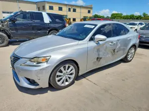 Lexus IS 2.5L 6 2015