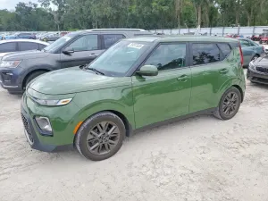 Kia Soul 2.0L 4 2021