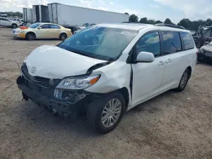 Toyota Sienna 3.5L 6 2017