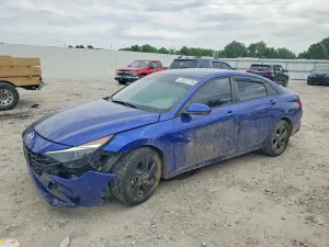 Hyundai Elantra 2.0L 4 2021