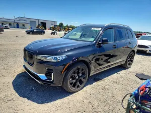 BMW X7 3.0L 6 2021