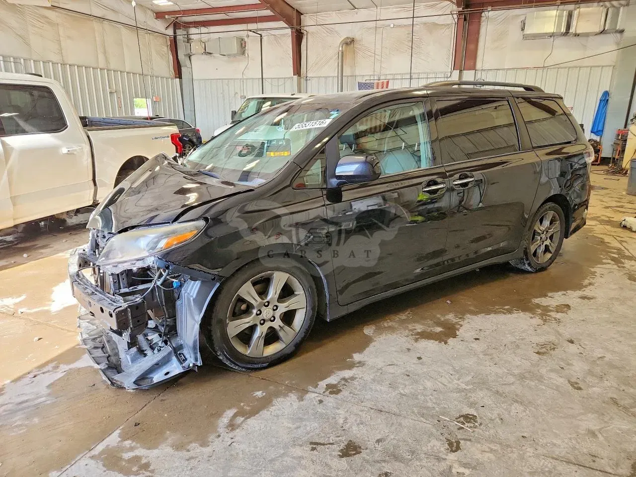 Toyota Sienna 3.5L 6 2015