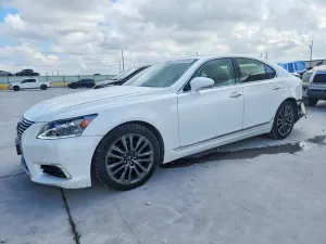 Lexus LS 4.6L 8 2015