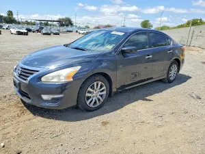 Nissan Altima 2.5L 4 2015