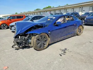 Tesla Model S 2022