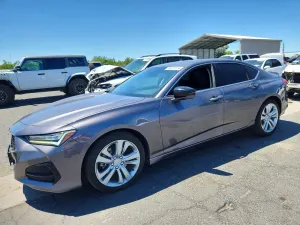 Acura TLX 2.0L 4 2021