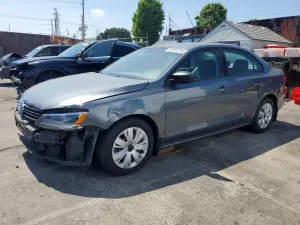 Volkswagen Jetta 2.0L 4 2011
