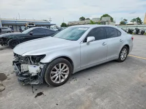 Lexus LS 4.6L 8 2010