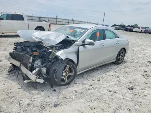 Mercedes-Benz CLA 2.0L 4 2014
