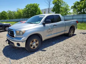 Toyota Tundra 4.6L 8 2012