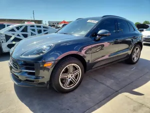 Porsche Macan 2.0L 4 2021