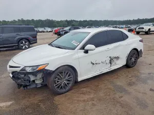Toyota Camry 2.5L 4 2022