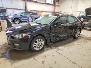 Mazda 3 2.0L 4 2015