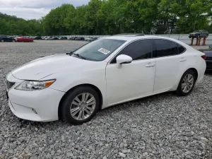 Lexus ES 3.5L 6 2013