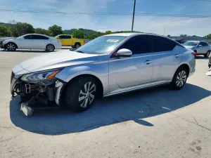 Nissan Altima 2.5L 4 2021