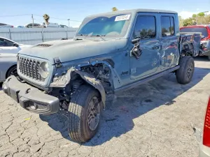 Jeep Gladiator 3.6L 6 2025