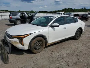 Kia K4 2.0L 4 2025