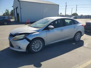 Ford Focus 2.0L 4 2012