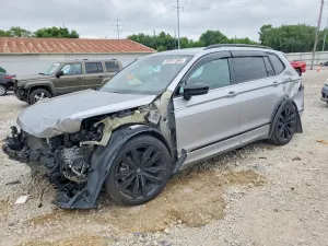 Volkswagen Tiguan 2.0L 4 2021