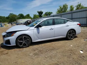 Nissan Altima 2.5L 4 2024