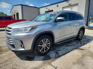 Toyota Highlander 3.5L 6 2018