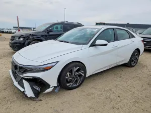 Hyundai Elantra 2.0L 4 2026