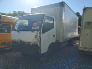 Hino Motors 195 5.1L 4 2017