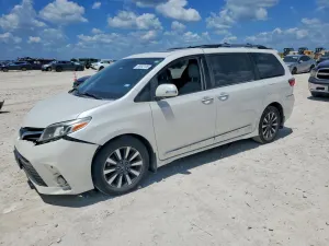Toyota Sienna 3.5L 6 2020
