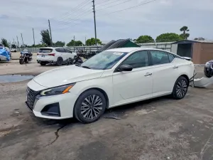 Nissan Altima 2.5L 4 2025