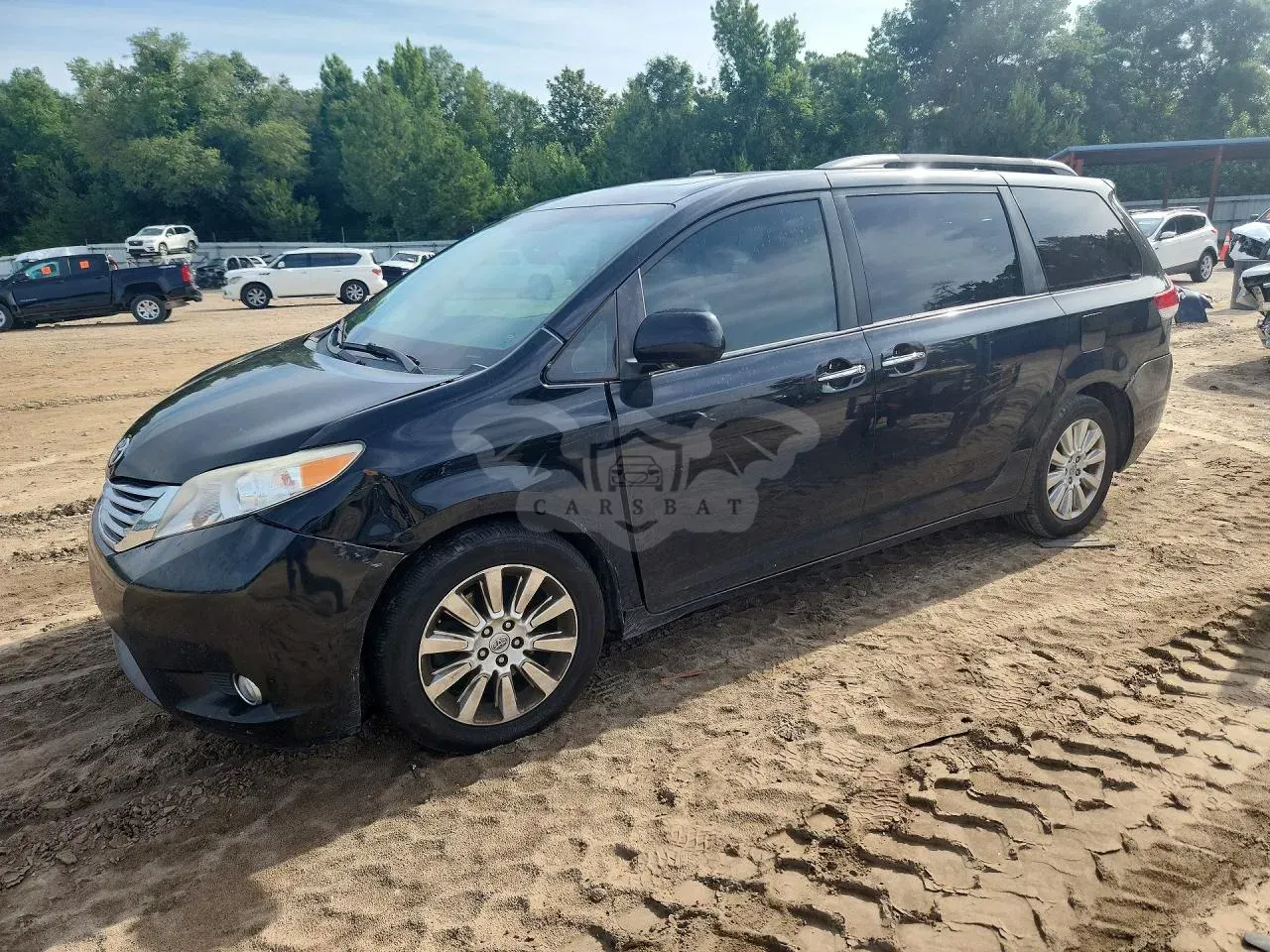 Toyota Sienna 3.5L 6 2011