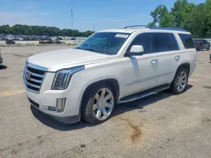 Cadillac Escalade 6.2L 8 2017