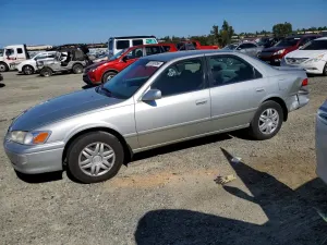 Toyota Camry 2.2L 4 2001