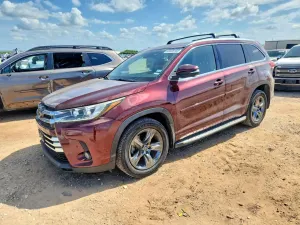 Toyota Highlander 3.5L 6 2017