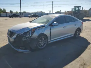 Hyundai Sonata 2.0L 4 2015