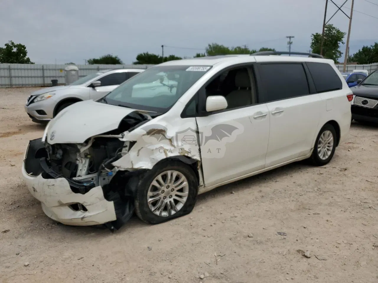 Toyota Sienna XLE 3.5L 6 2015