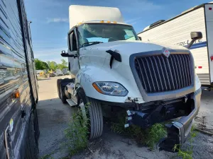 International LT Series 15.0L 6 2023